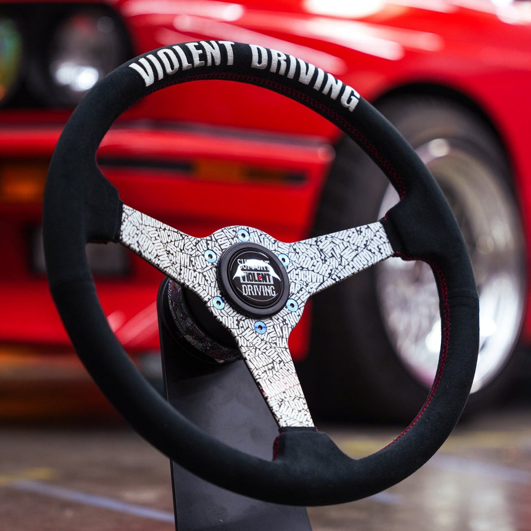 HARDCORE X PRISMA COLLABORATION STEERING WHEEL