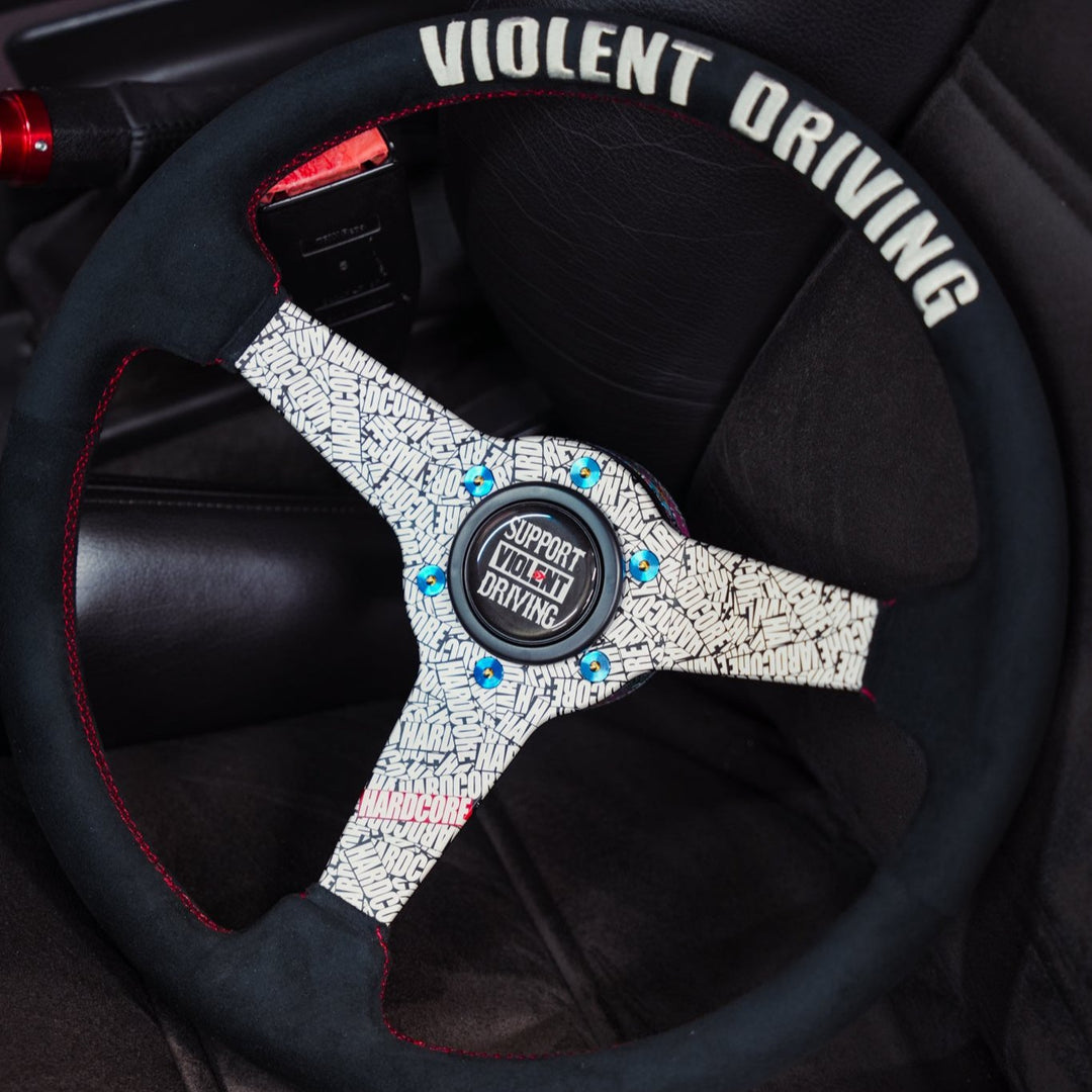 HARDCORE X PRISMA COLLABORATION STEERING WHEEL